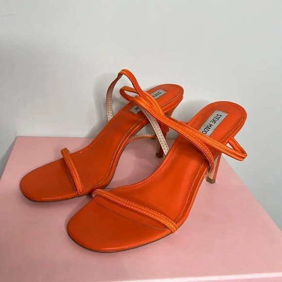 Steve Madden Shoes - Steve Madden Orange Sandals
